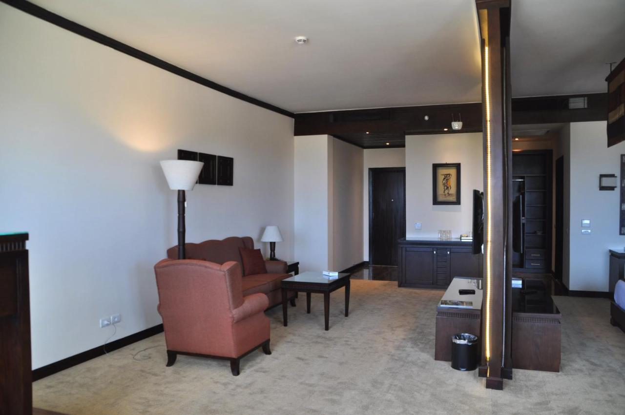 Africana Hotel & Spa Qaryat Shakush Eksteriør billede